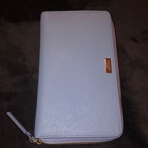 ♠️ Kate Spade Talla Laurel Way travel Wallet